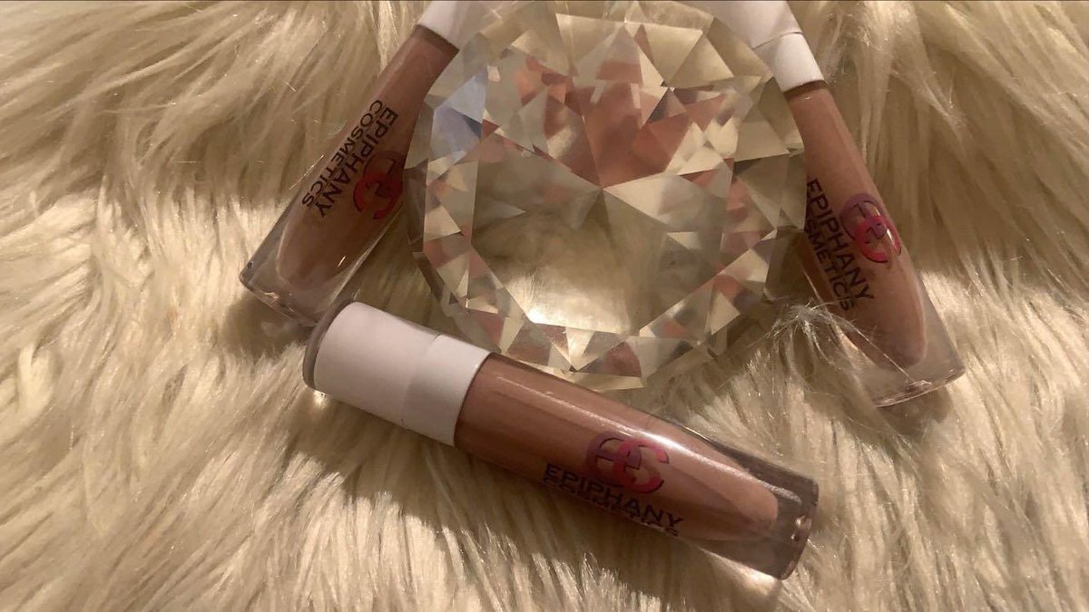 Brownie🤎 ALL LIP GLOSS IS HAND MADE, VEGAN, and Cruelty Free. Click the link epiphanycosmetics.com to Shop!! #Cosmetics #LipGloss #LipGlossPoppin #LipGlossBusiness #LipGlossJunkie #LipGlossAddict #LipGlossAddiction #LipGlossLover #ChocolateLipGloss #BrownLipGloss
