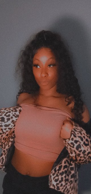 Cute lil pics on a cold rainy day❤ https://t.co/3gQ1RYsM4d