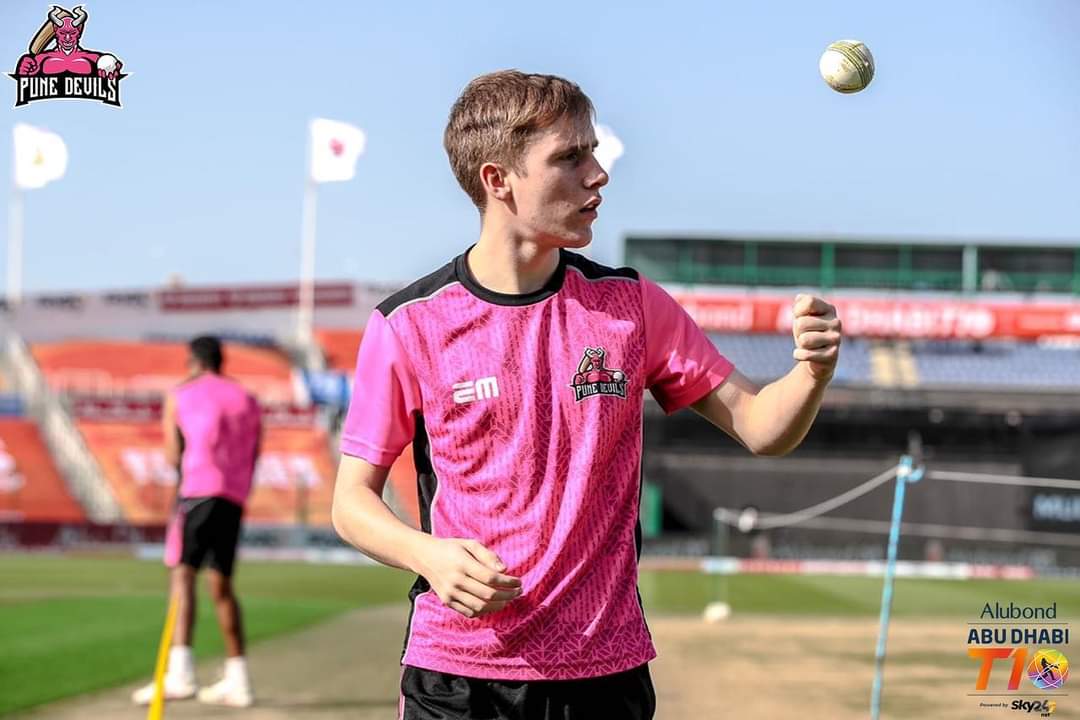 Tigers tomorrow at noon. Fingers crossed he'll get to play. 
@pune_devils @PudseyCongs @M_lawson24 @niallnobiobrien
@midders07 @ProCoachCricket #t10 #T10cricket #InAbuDhabi #spin