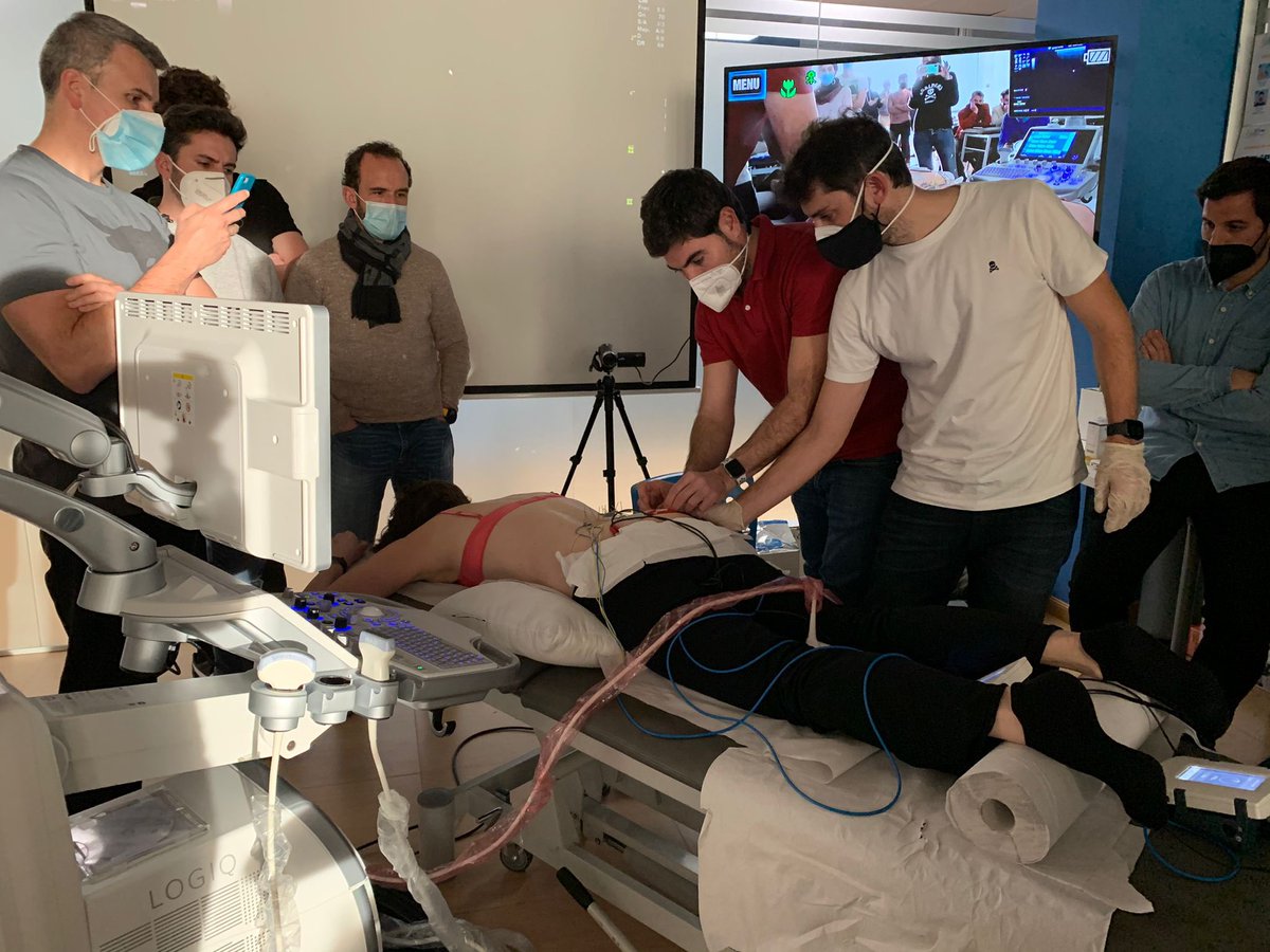 machofisio's tweet photo. Seguimos disfrutando de la formación en Ecografia del neuroeje y casos clínicos de #fisioterapiainvasiva Esta vez en la sede de @primfisio en Madrid. Agradecer su exquisito apoyo logístico como siempre y también al grupo organizador @josebafisio @centrosanttelm y @clinica_grau https://t.co/lX9FDNgdd9