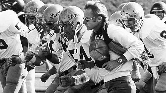 Find out where they want to go and take them there.
-Jim Sochor on Leadership
#AggiePride
Born: February 11, 1938
🔗devzone.positivecoach.org/resource/video…