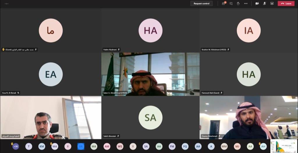 Saudi_TGA's tweet photo. عقدت #الهيئة_العامة_للنقل اليوم ورشة عمل عن بُعد، بعنوان" أتمتة إجراءات دولة #العلم_السعودي 🇸🇦، وإصدار تأشيرة العمل المؤقتة، بالتعاون مع @HRSD_SA و @MawaniKSA و @AljawazatKSA وبمشاركة المنشآت المستثمرة في صناعة #النقل_البحري. https://t.co/PrGumpJuxL