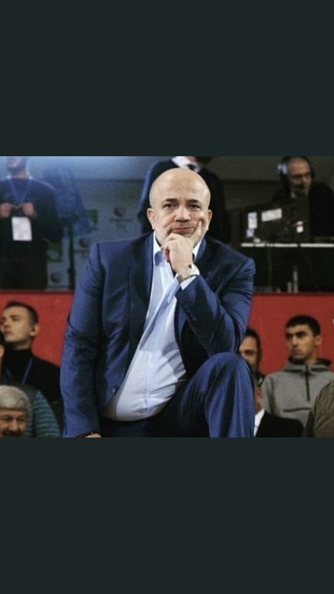 sensiz iş bir şeyin tadı tuzu yok başkan sen yok san arşey yalan sen varsan arşey tamam bırakma bizi buyuk başkan murat sancak 👊🏆💙💙🏆💙👊