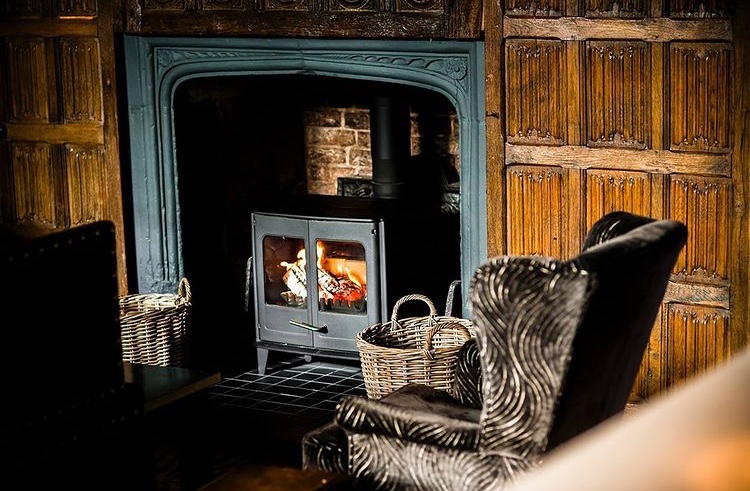 Cold outside? We always keep it warm inside of Seckford Hall. For years we have been exploring our grounds and then taking shelter inside by our cosy fireplaces 🔥❤️🍂