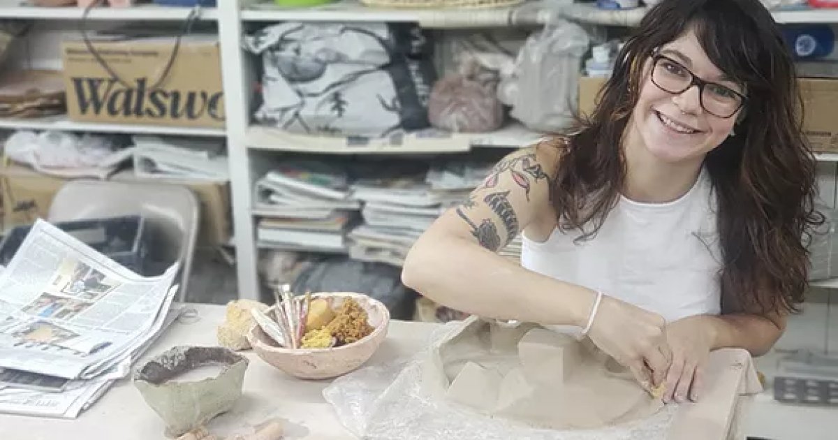 InAppalachia's tweet photo. They say another wave of cicadas may be coming this spring. Caitlin Tan did a story last fall about an artist who puts the loud insects to good use.
#InsideAppalachia #RealAppalachia
https://t.co/DOadPy0TdJ https://t.co/VPafPyvrj0