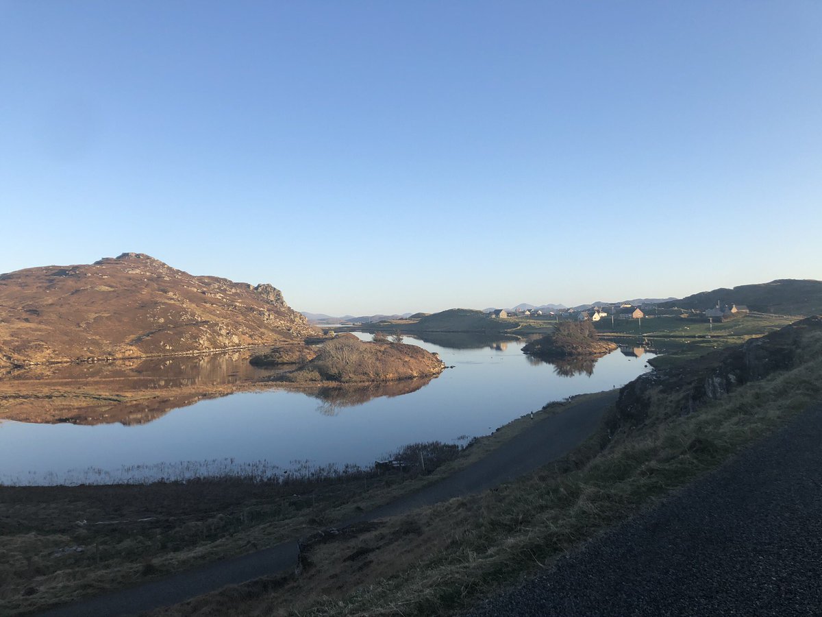 Beagan mu mo dheidhinn ma-tha!A little bit about myself.Doune Carloway (a stone’s throw away from the Broch) was where I was born and raised and I’m so much of a homebird I moved only three miles away to the equally beautiful village of Tolastadh a’ Chaolais!