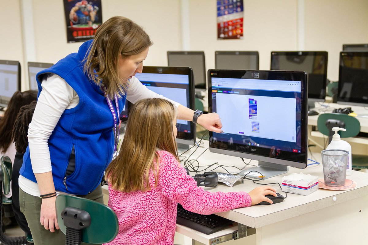 pitscoed's tweet image. January 2021 📰:
❔ What, Why, and How of IoT
⌚️ #CodeCube Takeaways
🎥 A NEW #RoboBench video 
🐝 The buzz of Bee-Bot®
🎮 Drone details 
🥳 How you can celebrate our 50th anniversary with us
 bit.ly/2NORjvf