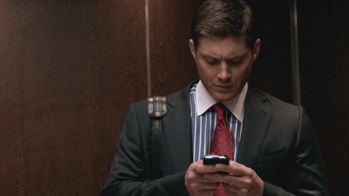 dean smith screencaps: a thread *from the ep 4.17 - it's a terrible life*