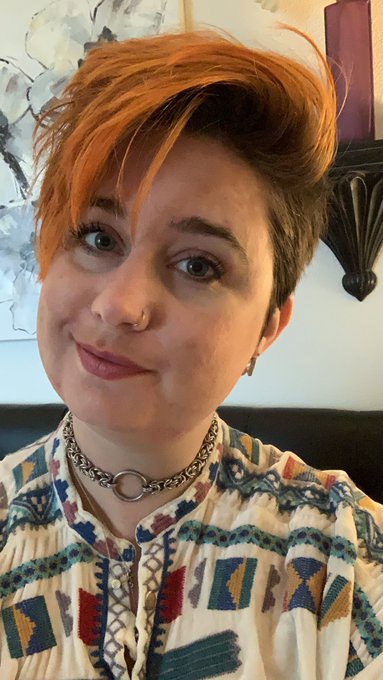 Just got stood up for brunch, but it&rsquo;s all good. Enjoying some wine and a good book. Planning to post<a href="/tag/newprofilepic"class="tags"><span>#newprofilepic</span></a>