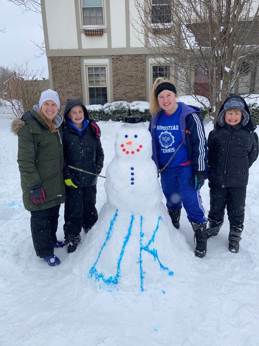 Mandy Stout tweet media