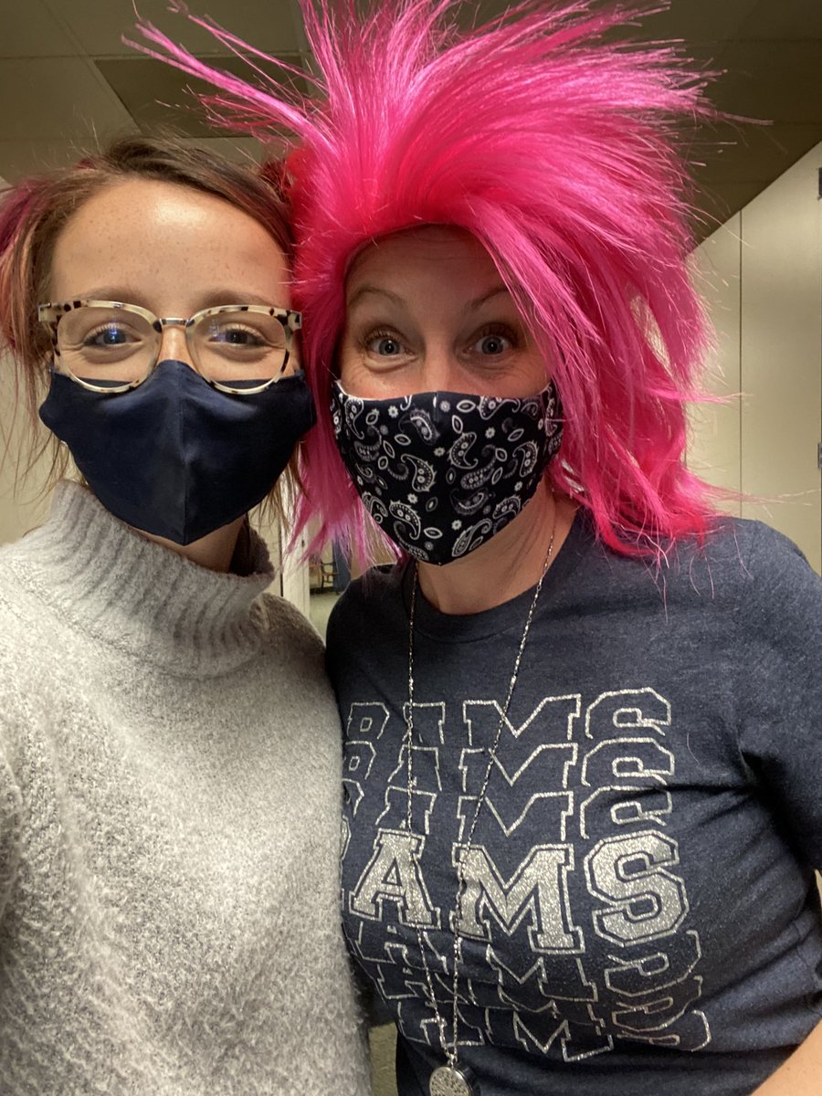 MsDavis4grade's tweet photo. Crazy hair day! https://t.co/6Ng6b9chDr