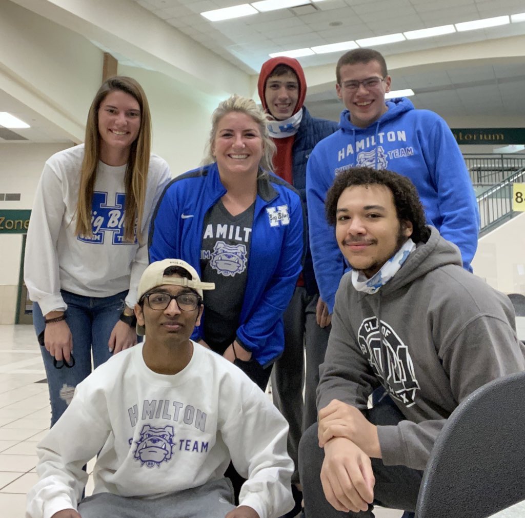 BigBlue_Swim's tweet photo. Yesterday at GMCs the boys team finished 8th in the conference. Camron Smith new PR 29.63 (50FR), Connor Hendricks PR of 29.72 (50FR), 1:05.97 (100FR), Vishnu Vengala PR of 1:25.26 (100FR) and 1:37.74 (100BR). They faced a tough challenge being down a guy but still swam fast! 🏊‍♂️ https://t.co/D74mQZPjFy