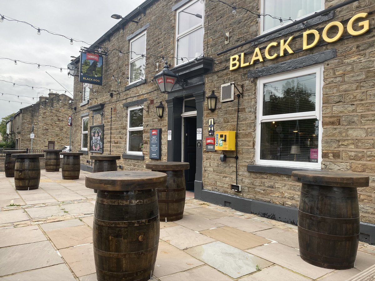 MoorlandsGF's tweet photo. Enjoying watching #steveandtomslockin at our favourite pub @BlackDogOssy https://t.co/s49JHO35qf
