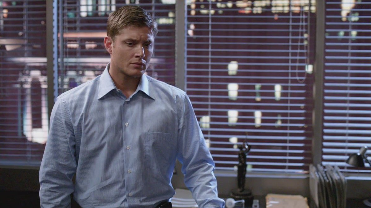 dean smith screencaps: a thread *from the ep 4.17 - it's a terrible life*