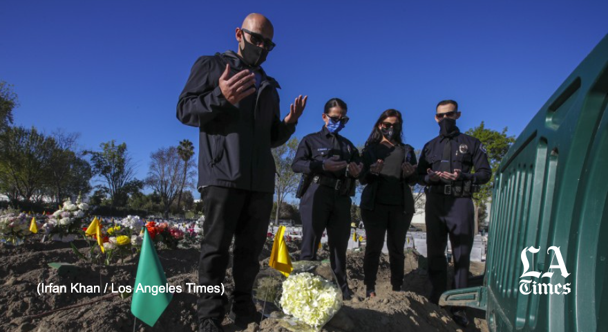 For over 30 years, Hashem Ahmad Alshilleh helped to bury a generation of Muslims across SoCal.He never charged for his services, relying only on donations. In many cases, he’d pool those funds to pay for the funerals of strangers, Muslims and not. https://www.latimes.com/california/story/2021-01-31/muslim-funerals-islamic-burials-covid-19