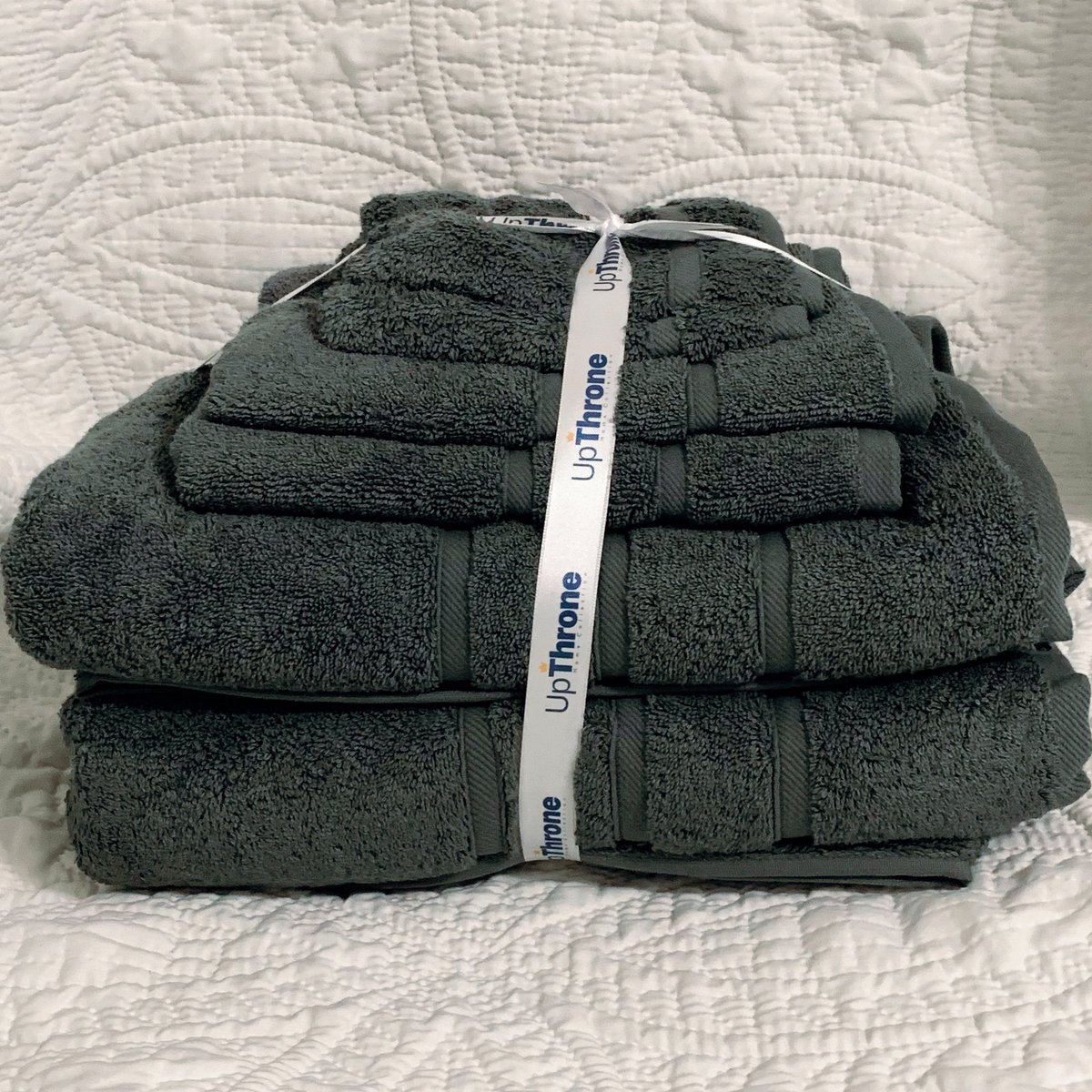 ExteriorID's tweet photo. UpThrone Turkish #cotton 6-piece bath towel set. #Hotel grade and ultra #absorbent, yet light weight and soft. Set includes 2 x Bath #Towels, 2 x Hand Towels, and 2 x Wash Cloths. Woven with 100% ring spun cotton. 

https://t.co/6947LPxUKa

#bathroom #decor #interiors #home https://t.co/lKoZu1EoP0