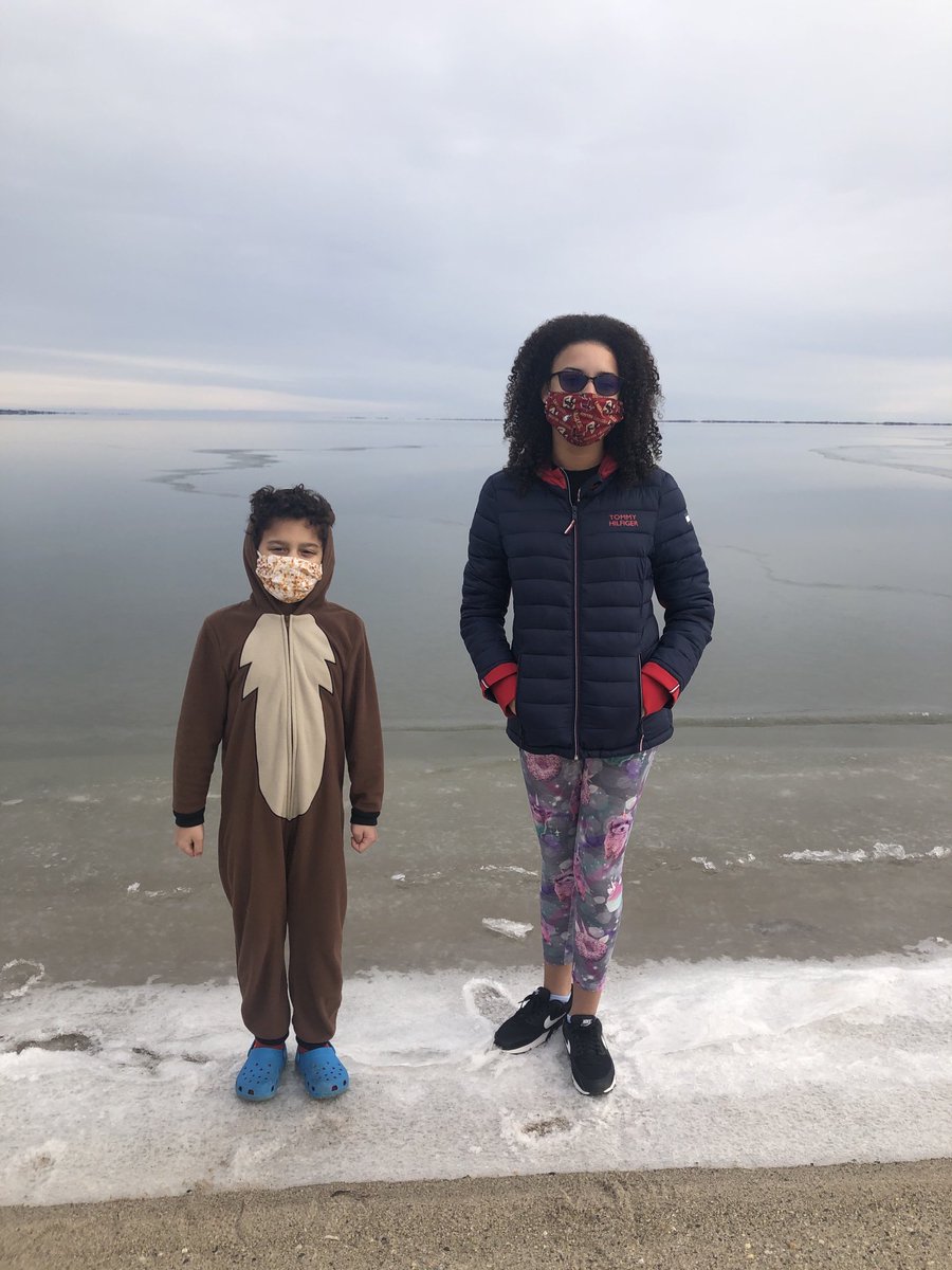 bc_bubbly's tweet photo. Threw some rocks across the icy bay and then got the message announcing tomorrow’s snow day. Thanks, ⁦@BBPSupt⁩! https://t.co/GEwWnEjCVC
