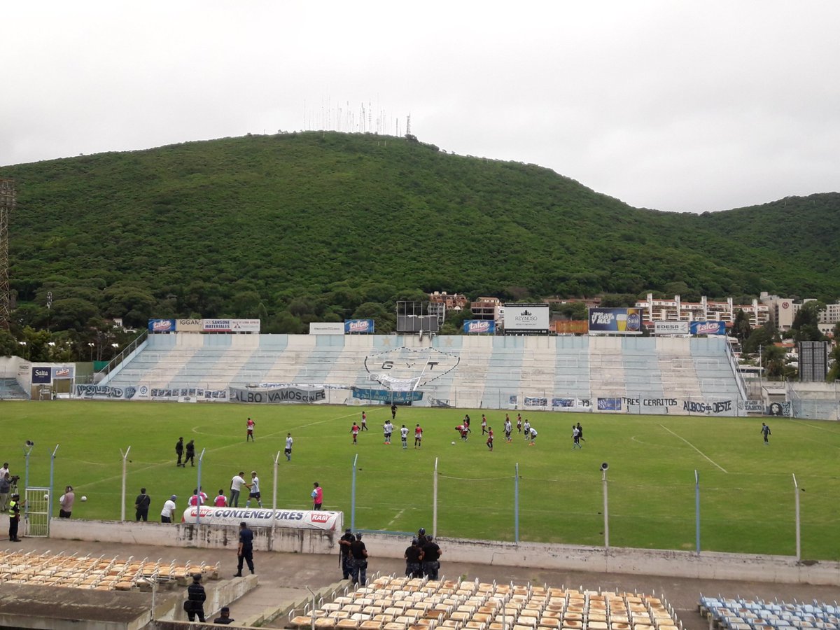 #RegionalAmateur || Final del Primer Tiempo en Salta. No se sacan ventaja los equipos,
#GyT 0 - 0 # VillaSanAntonio.

<a href="/RocioDelHuertok/">Rocío ⭐⭐⭐</a>
