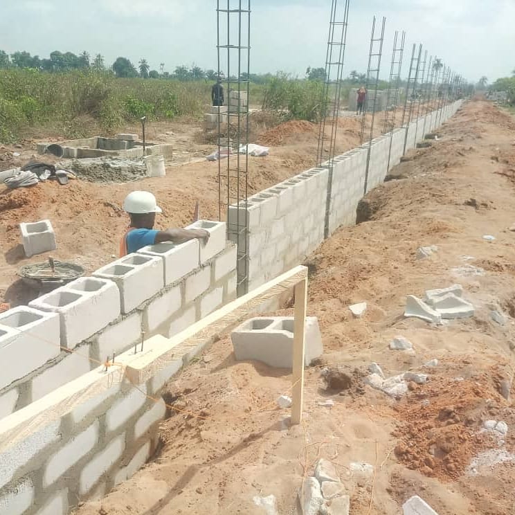 TTCHYDRALTD's tweet photo. CONSTRUCTION OF 1 X 60MVA 132/33KV SUBSTATION AT KWALE, DELTA STATE
+ 234-90 6000 2514.
info@ttchydra.com
support@ttchydra.com
#ttchydraltd #ttchydra #consttruction #constructionworks #constructioncompany #okpai #deltastate #projects #ministryofworksandhousing https://t.co/smY1kKoC7h