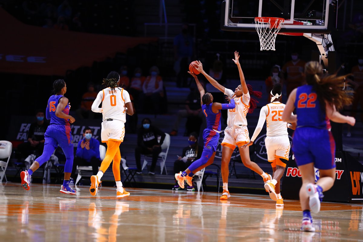 wslam's tweet image. Tamari Key with the CASUAL triple-double in today's win: 

➡️ 23 points
➡️ 10 rebounds
➡️ 10 BLOCKS

Big game for @tamarikey__ 🔥