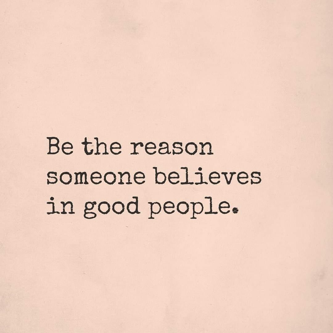 Zar ne bi bilo lepo kad bi roditelji zapravo naučili svoju decu da nismo svi isti i da je zapravo u redu biti drugačiji.

Deca s posebnim potrebama nisu čudna. Žele ono što svi drugi žele. Biti prihvaćeni i sretni!!!