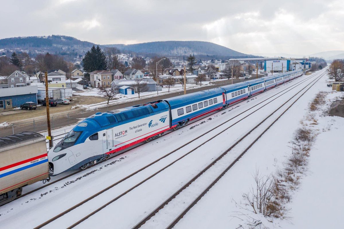 Toujours avec Alstom , Amtrak commanda auprès du constructeur Français en 2016 28 rames d’un genre nouveau aptes à 350 km/h max. Cette commande historique ira de pair avec la réfection et/ou la construction de nouvelles infrastructures adéquates  !
