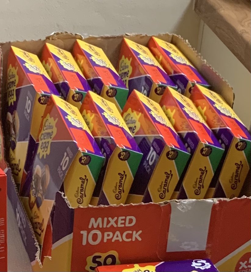 KidsWolves's tweet image. Amazing donations kickstarted our coats for kids wolves and lifeboat project,  100 caramel/cream little eggs for us this weekend. Thank you kindly 😘🥰🙏