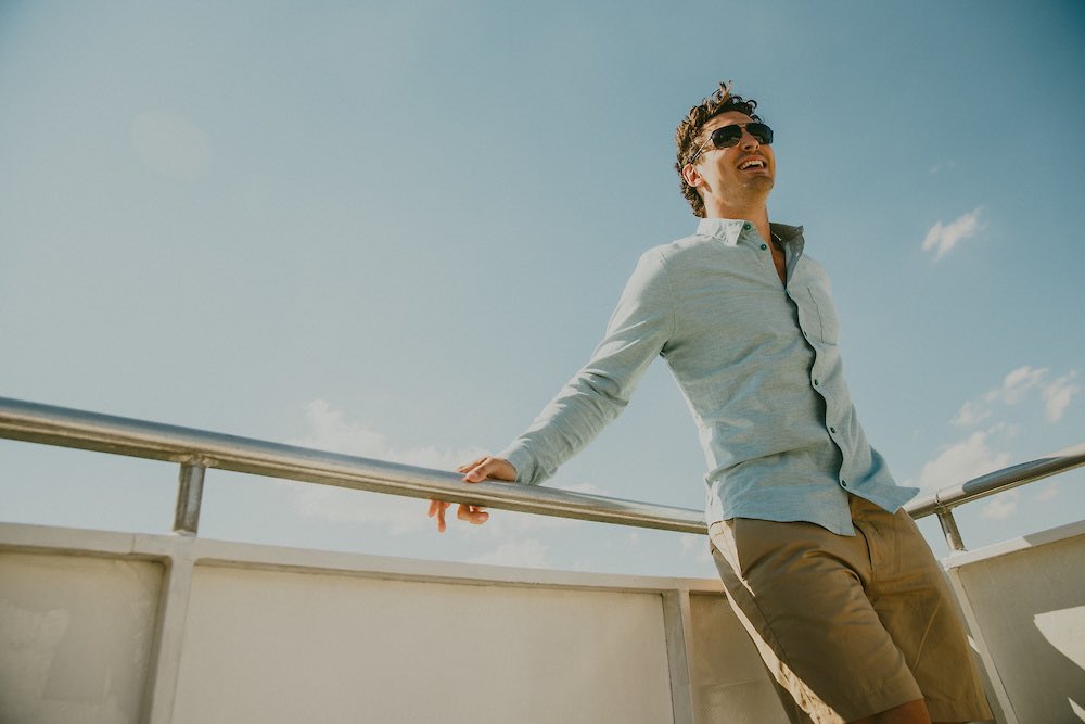 chris kreider plays guitar, speaks multiple languages including russian so he can communicate with his teammates, loves reading so much he once tried to start a book club with the rangers, and now punches nazis. he also looks like this. we love chris kreider.