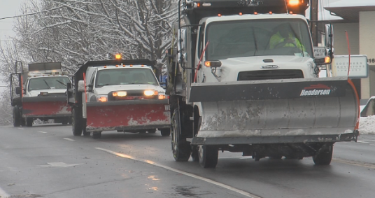 caroline_wset's tweet photo. Lynchburg public works tell me they have all primary and secondary roads cleared. This evening they will move onto residential roads. @ABC13News https://t.co/ki7fWJATD8