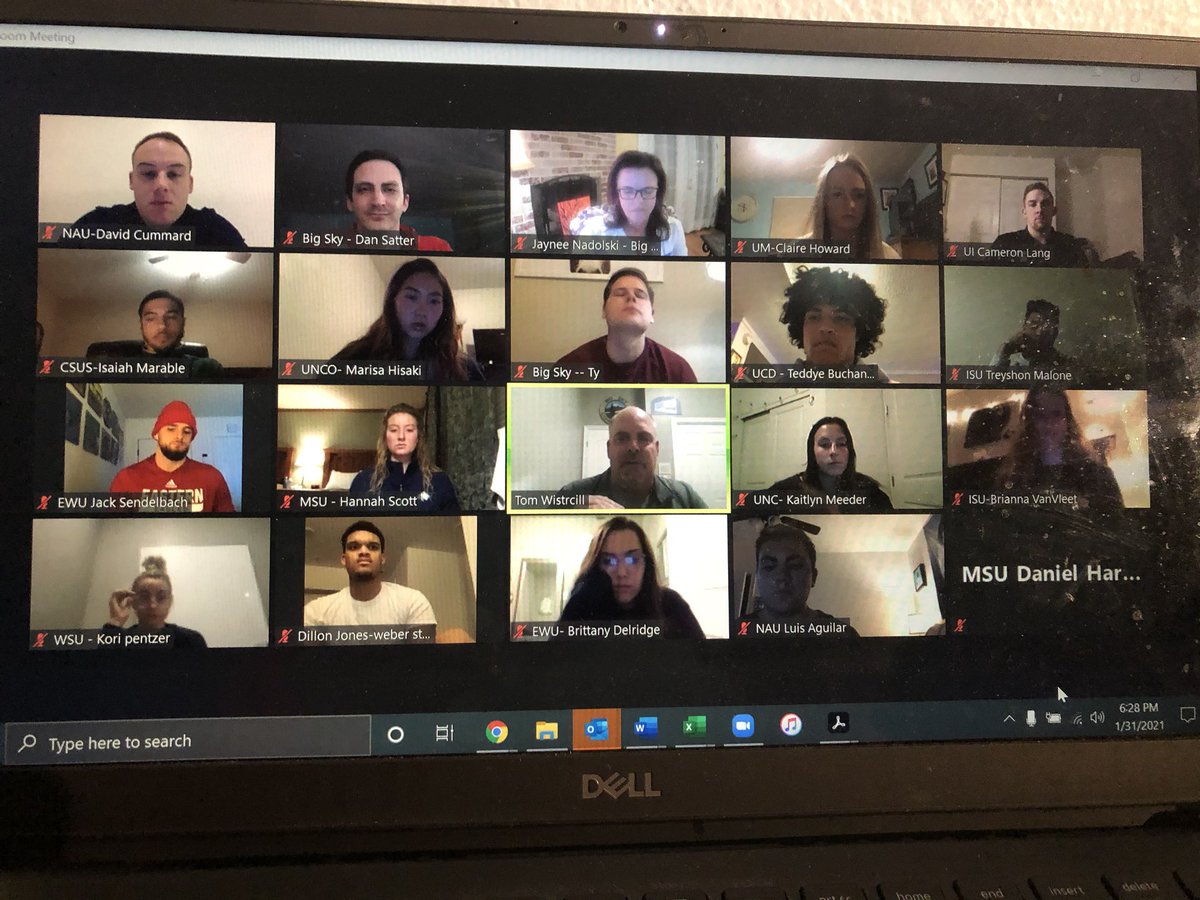 Big Sky U tonight with a great group of student-athletes that aspire to be coaches or administrators. Always fun to hang out with the best and brightest. ⁦<a href="/BigSkyConf/">Big Sky Conference</a>⁩ ⁦<a href="/BigSkySAAC/">Big Sky SAAC</a>⁩ ⁦<a href="/Div1SAAC/">Division I SAAC</a>⁩