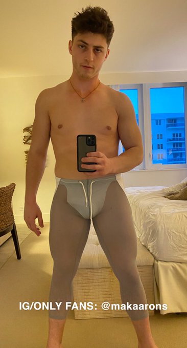 Love when y&rsquo;all send me new things to wear on only fans! Thank you so much🖤 hope y&rsquo;all liked the private<a href="/tag/tgif"class="tags"><span>#tgif</span></a>