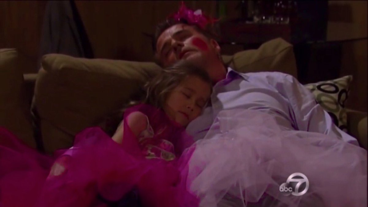 KathCLeSage's tweet photo. “How about pancake makeup and a little bit of blush?”
“Never.”
Not at Tiff’s request, but for Emma... #DukeLives https://t.co/Oftk8DbOde