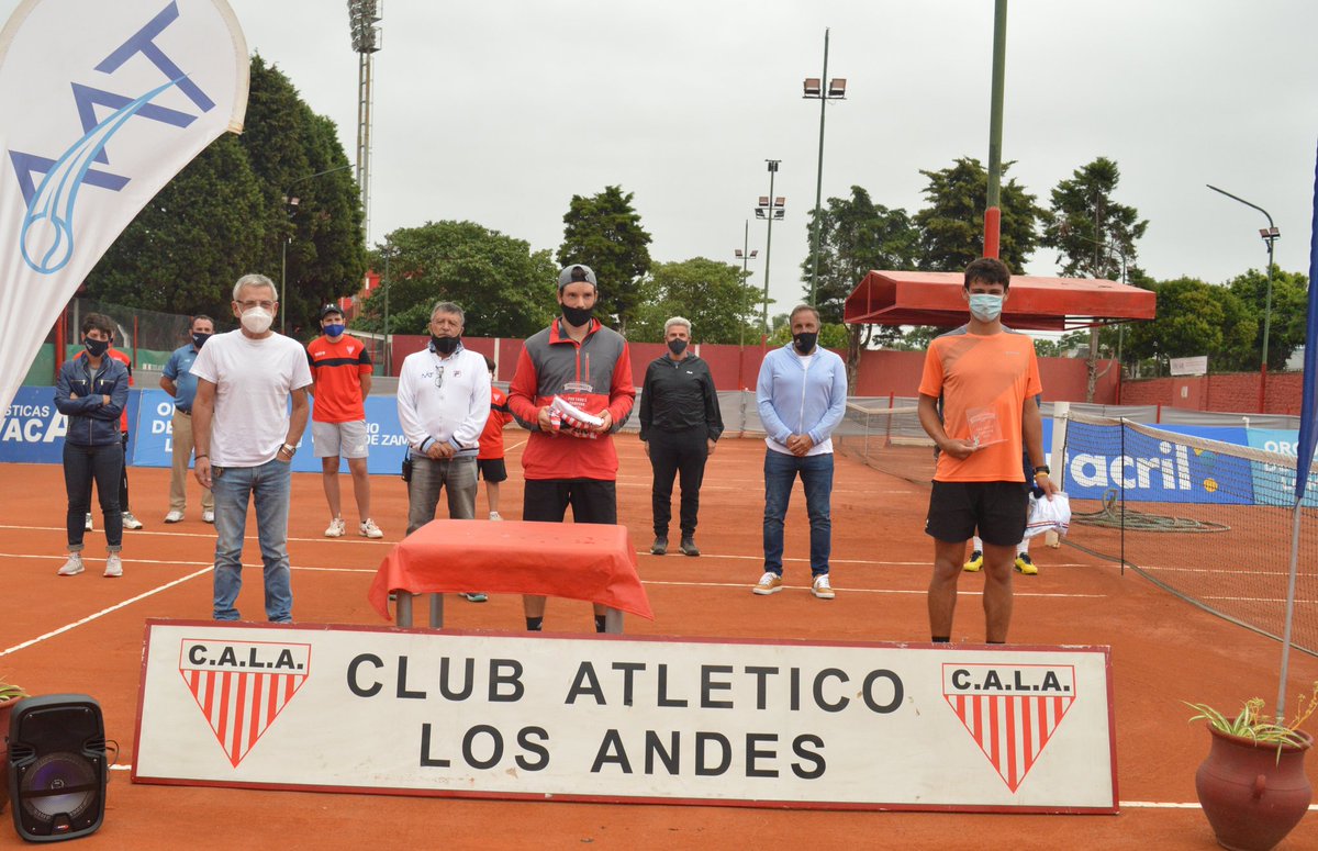 clublosandes's tweet photo. #Tenis Más fotos de la histórica final y premiación del #ProTour2 jugado en @AndesTenis. ¡Gracias @AATenis por elegirnos! https://t.co/LJZfAraCLE