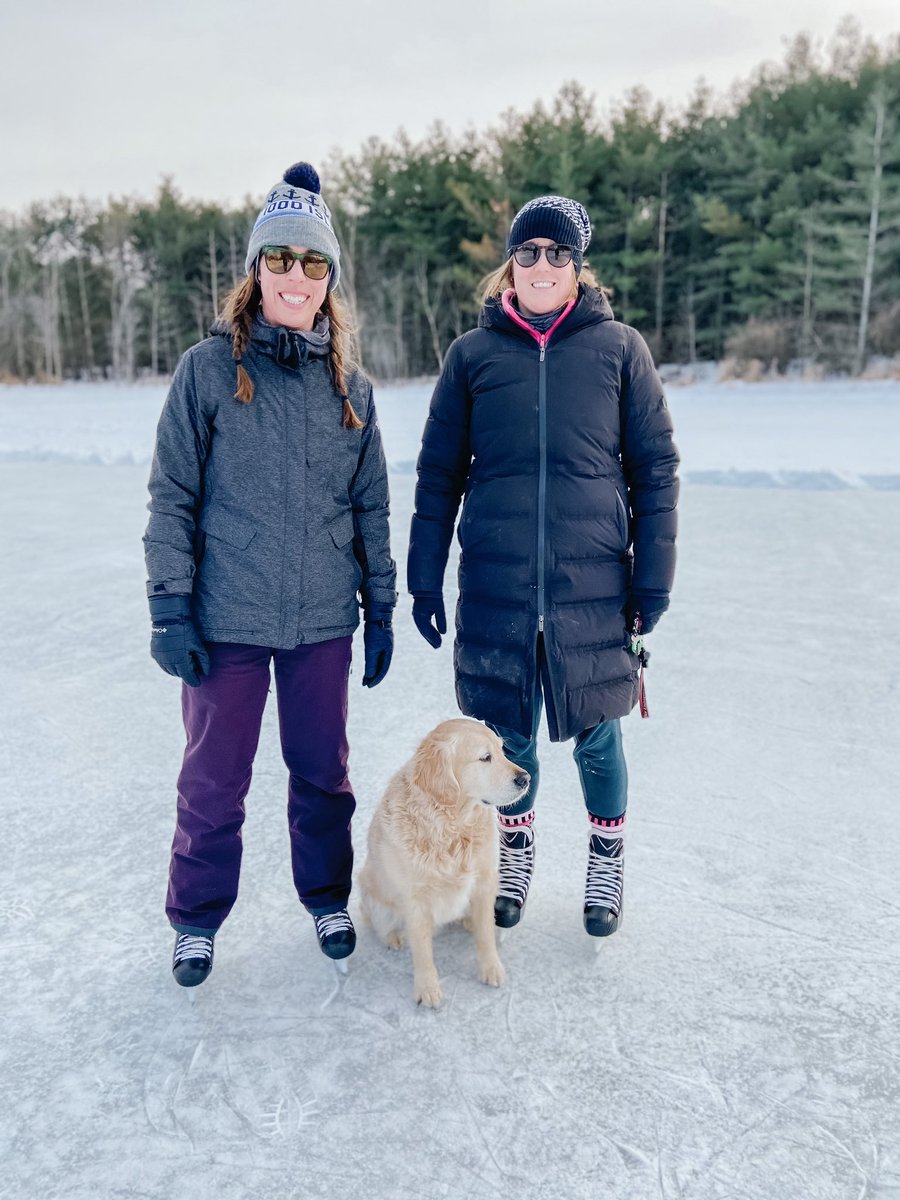 clarekenney's tweet photo. 🍁 A very Canadian weekend! #getoutside  Preparing myself for an octomester of outdoor Ed! ❄️☀️ https://t.co/RsRkKN59rj