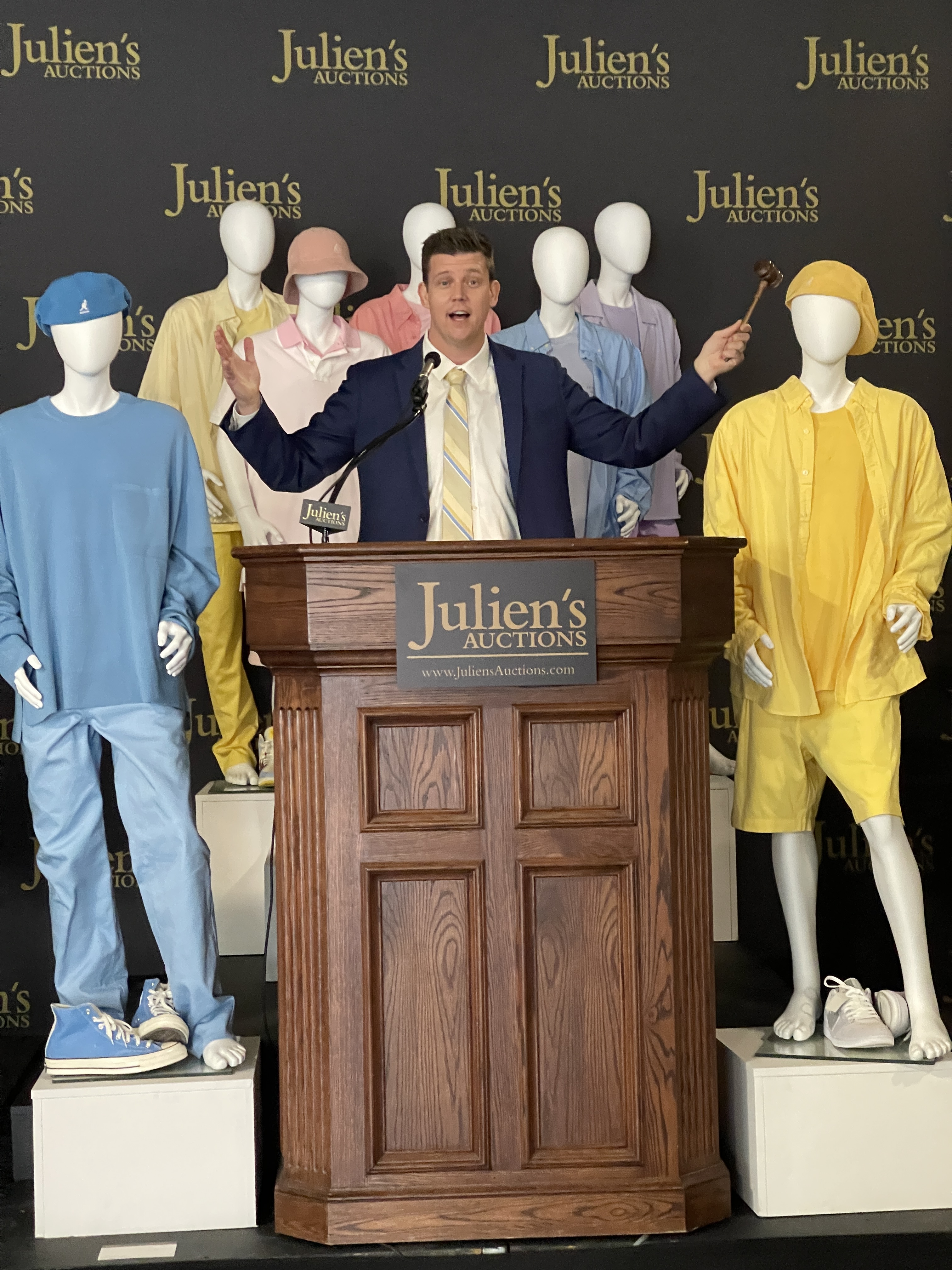 Julien's Auctions (@JuliensAuctions) / Twitter