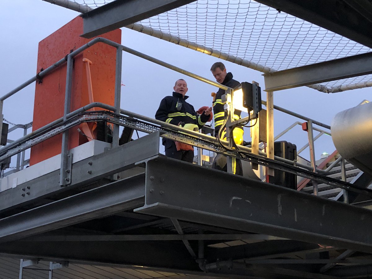 The wider emergency services team in London is fantastic. Working together is an honour. The skills of all the services is enhanced when we coordinate and collaborate. @Ldn_Ambulance  @LDNairamb  @MPSFirearms  @metpoliceuk  @LondonFire  @LAS_HART  @NHSBartsHealth  @999London