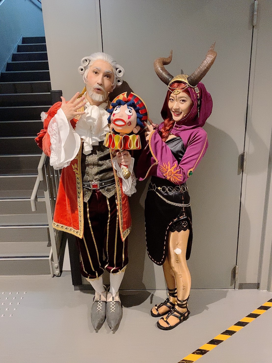 第五人格 ナンジャタウン 缶バッジ ステッカー 祭司 フィオナ・ジルマン bs-4iwn000syv-003.jpg