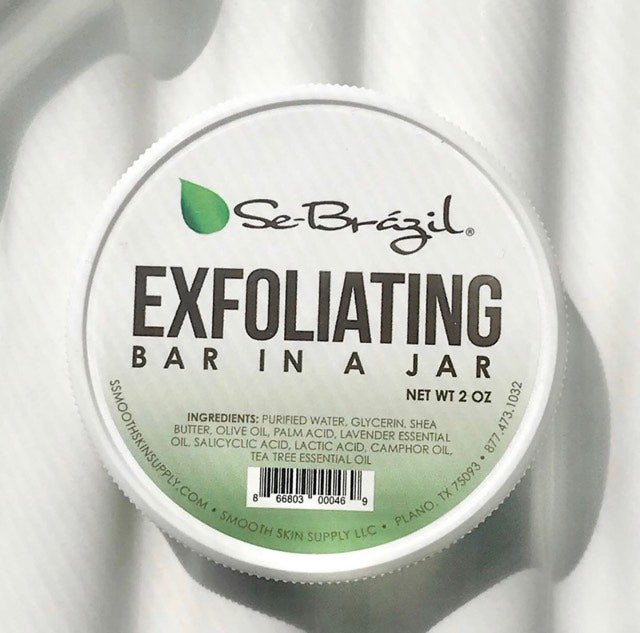 My current scrub is Sebrazil “Bar in a Jar” with an exfoliating brush! It’s a combination of Salicylic & Lactic acids to target hyperpigmentation & helps treat keratosis pilaris also known as “chicken skin” or the “dots on your legs” 