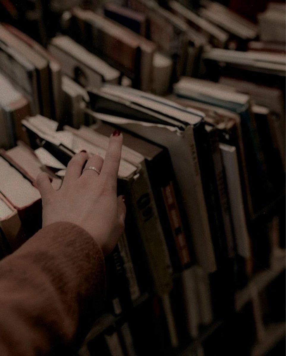 1he_AnJu's tweet photo. 📚 TRECHOS DE LIVROS; A THREAD... 📚

Obs: Pode conter spoilers https://t.co/xtWEURBgeI