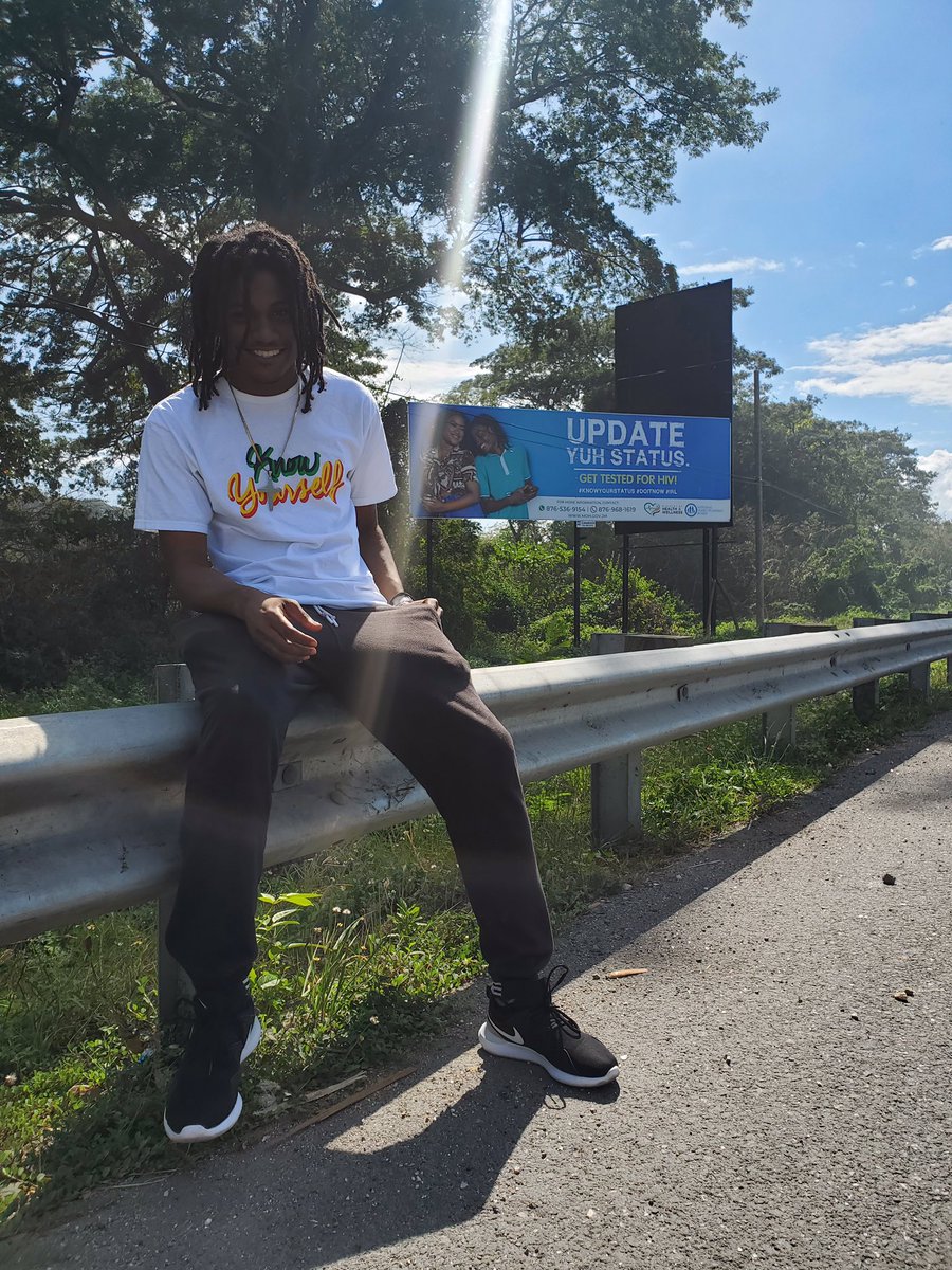 jaydenchambersx's tweet photo. On a couple Billboards and buses all over the country from an advertisement I did last year 😬🇯🇲 

#JamaicanActor https://t.co/qf5GbC2BUi