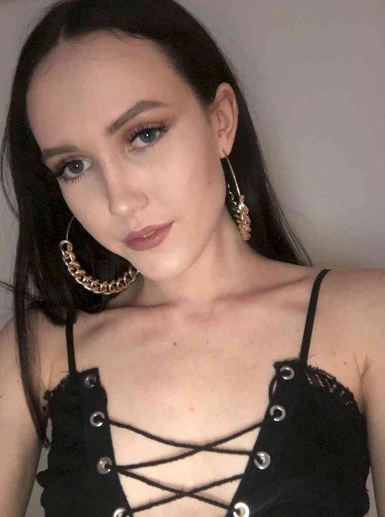 KellyPost11's tweet photo. π Do you want to try nude celebs π₯³ classic porn & real dolls ππ΄ #FreeChatroom #YoungGirls https://t.co/14E7dHBXrT