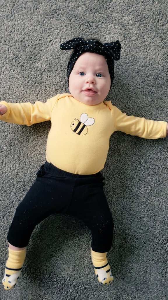 kiaajaydee's tweet photo. Thankful that 5 years ago my mommy swiped right... 🐝 @bumble https://t.co/Jv1XsFy0Ve