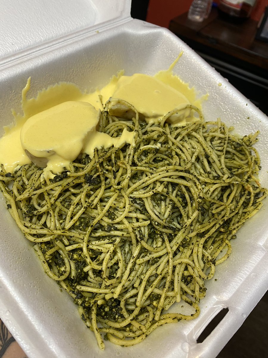ayeesquared's tweet photo. Tallarines Verdes con Papa a la Huancaina 🇵🇪 https://t.co/1yRoTevg6q