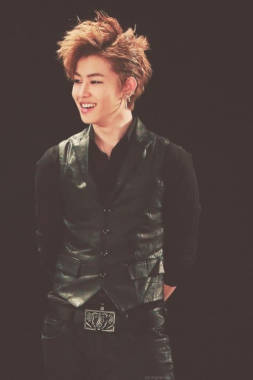 Kim yukwon; Block b’s visual maknae | a thread #BlockB  #Ukwon