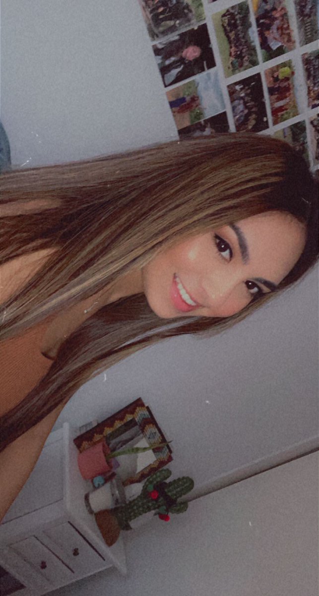 Paulina 🌼 tweet media