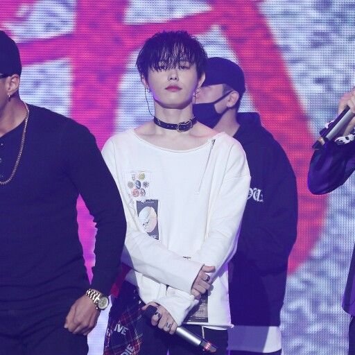 He looks so pretty so I'll post this alone