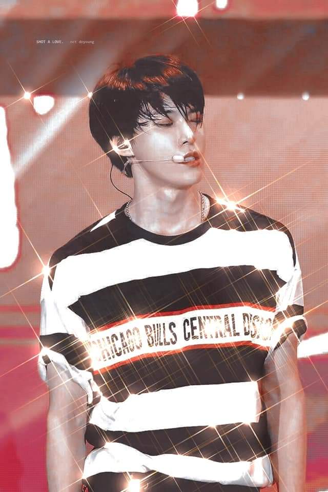 pecintac0gan's tweet photo. It's your day Doyoung~ 💚
Happy Birthday ^^
#HAPPYDOYOUNGDAY
#분명히_더행복할_26살_도영이 #OurPreciousDoyoungDay
#NCT127 #DOYOUNG #NCT_DOYOUNG
#nct @NCTsmtown_127 @NCTsmtown https://t.co/K0VAdM46sO