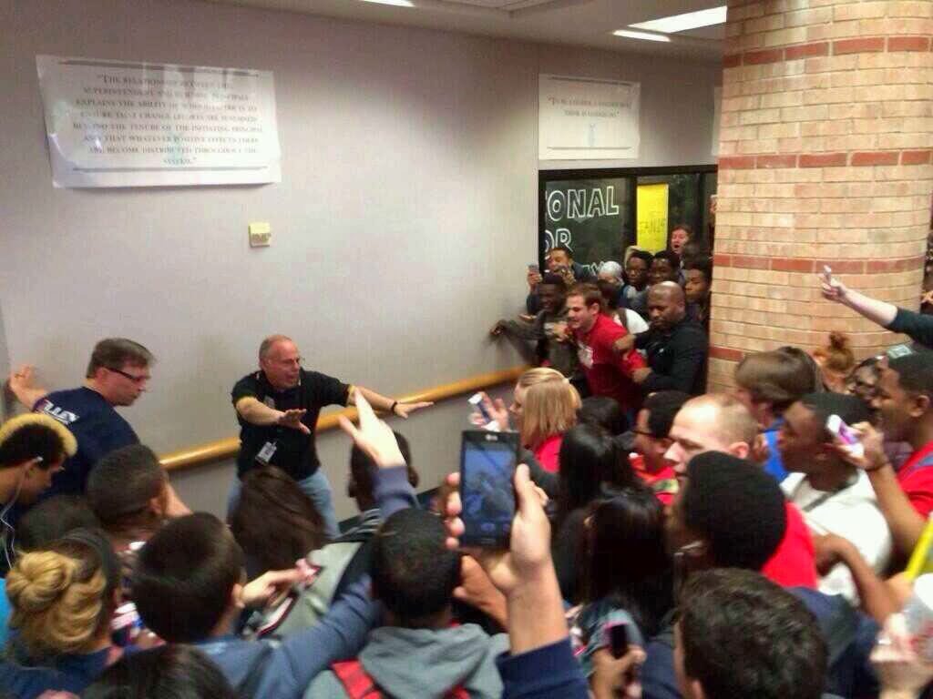 CL_469's tweet photo. Happy 7th anniversary to Allen Fight Day! January 31st, 2014 will live in infamy forever. https://t.co/Udc4V8jXGC