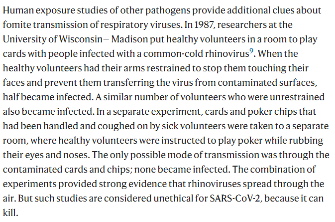 15/ "Estudios de otros virus nos dan pistas: En 1987, investigadores de la Univ. de Wisconsin pusieron a jugar a las cartas a infectados con catarro de rinovirus y voluntarios sanos. La mitad se infectaron. Cuando impidieron q se tocaran la cara, también la mitad se infectó"