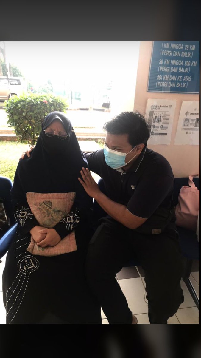 tupahtomeyy's tweet photo. Doakan umi kuat😭 ya semua..kami redha dngn apa yang dah berlaku..dan kami redha..adek x dptt bawak pulang kesana.. https://t.co/k0jg81JHSx